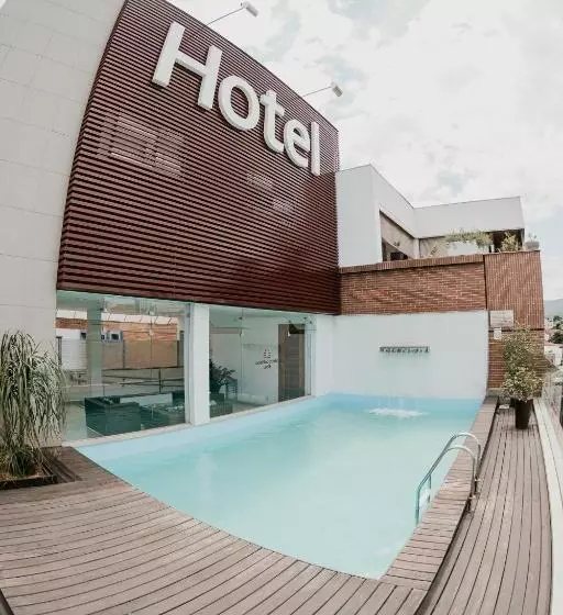 호텔 Metropolitano