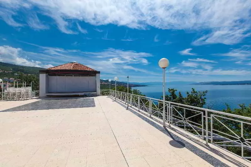 Hotel Holiday Resort Kačjak