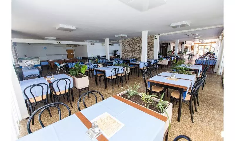 Hotel Holiday Resort Kačjak