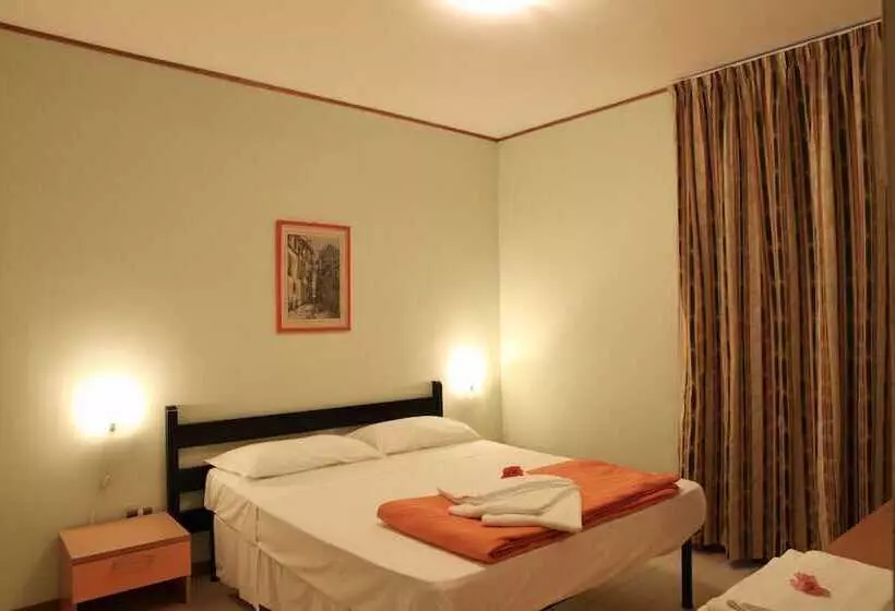 Hotelli Residence Habitat