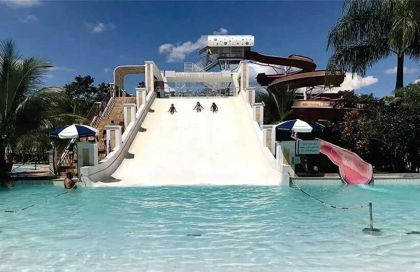 هتل Resort L Acqua Diroma Iv