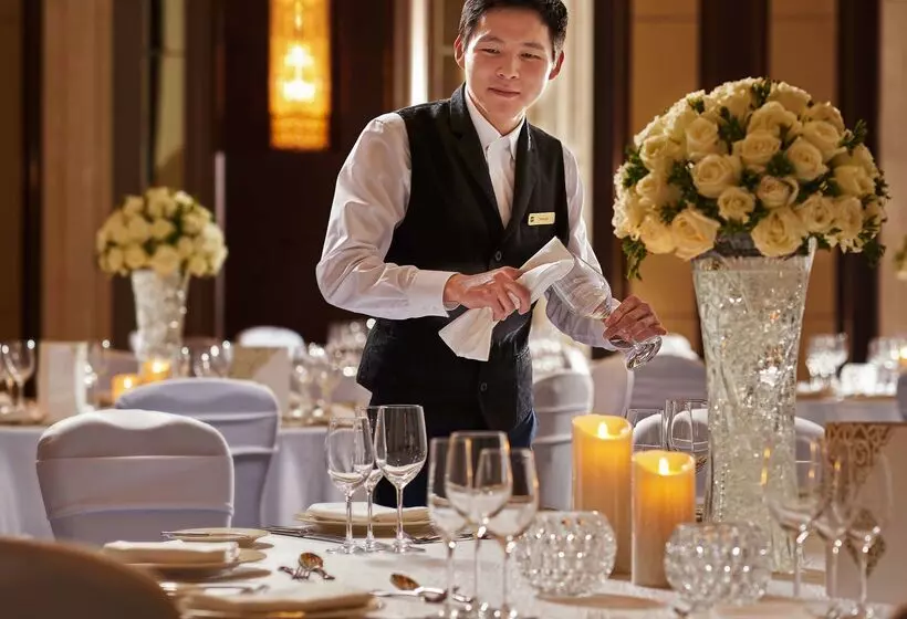 Отель Shangrila Ulaanbaatar