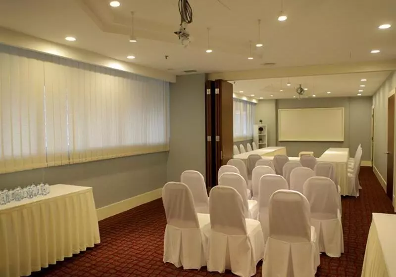 The Grand Campbell Hotel Kuala Lumpur