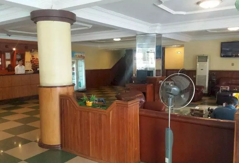 ホテル Tonle Sekong