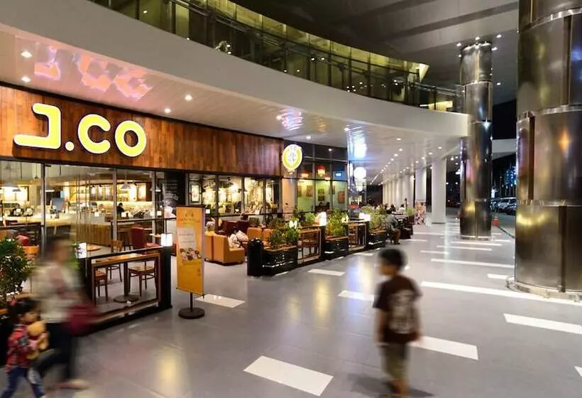 Zest Airport Jakarta By Swiss Belhotel International