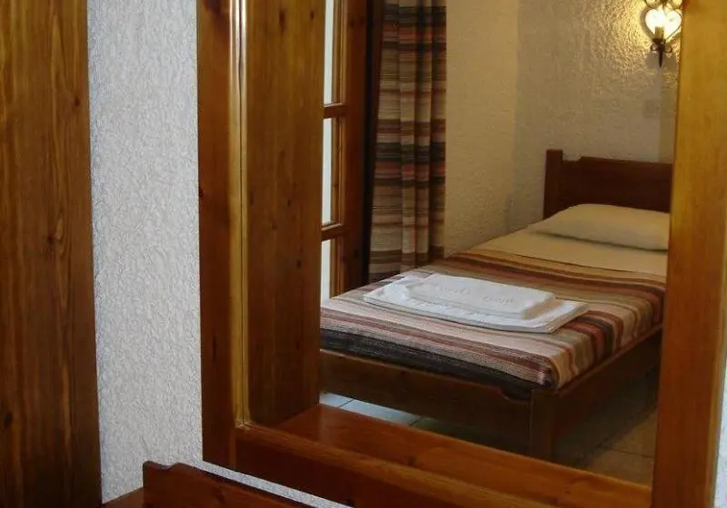 Maria Suites