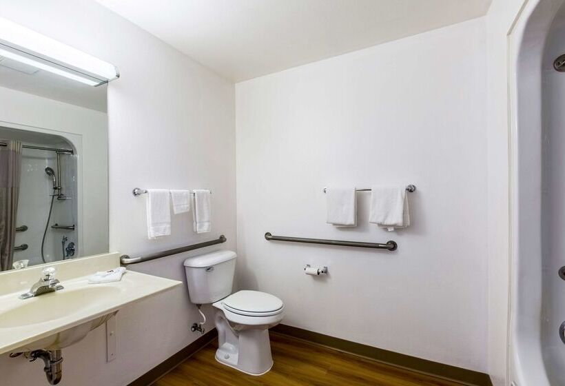 Motel 6 Baraboo, Wi   Lake Delton Wisconsin Dells