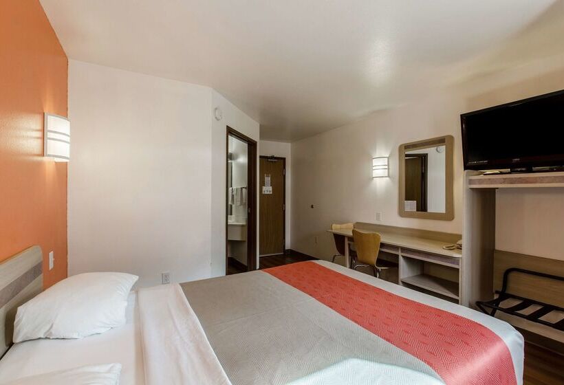 Motel 6 Baraboo, Wi   Lake Delton Wisconsin Dells