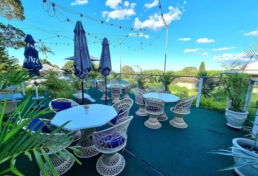 Мотель The Manor