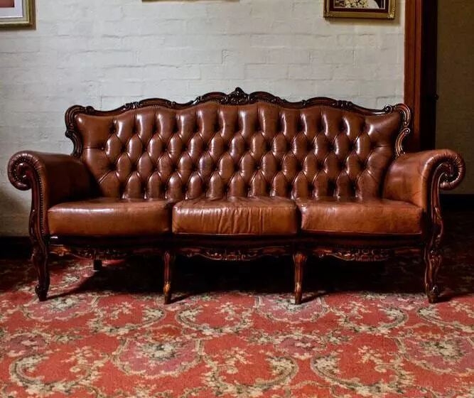 Мотель The Manor