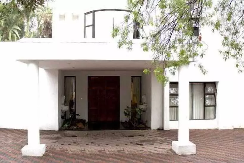 ペンション Noraclox Inn