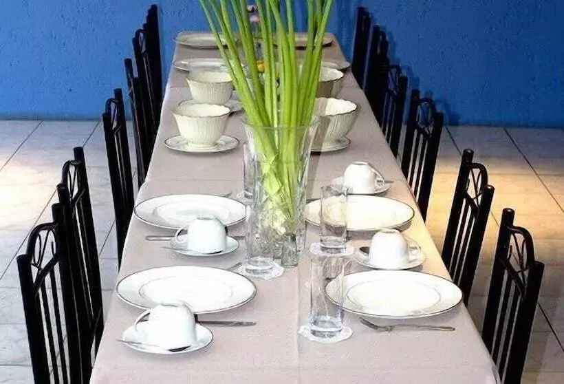 ペンション Noraclox Inn