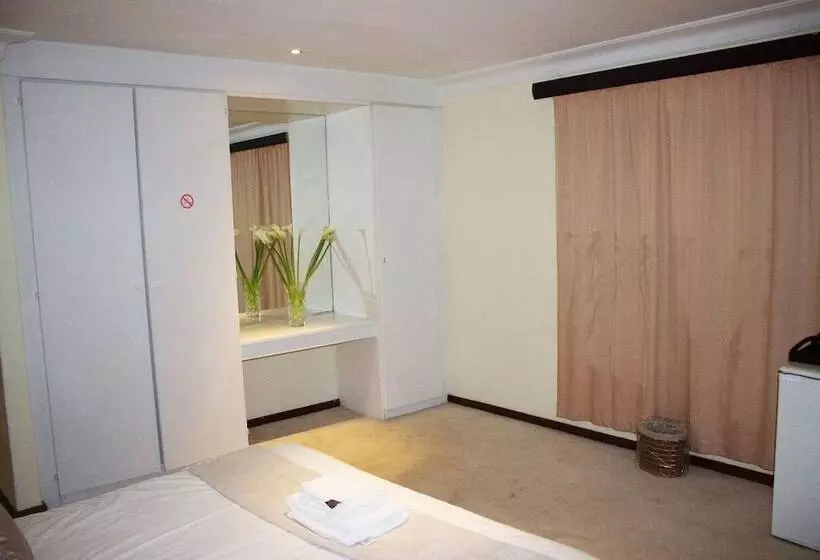 ペンション Noraclox Inn