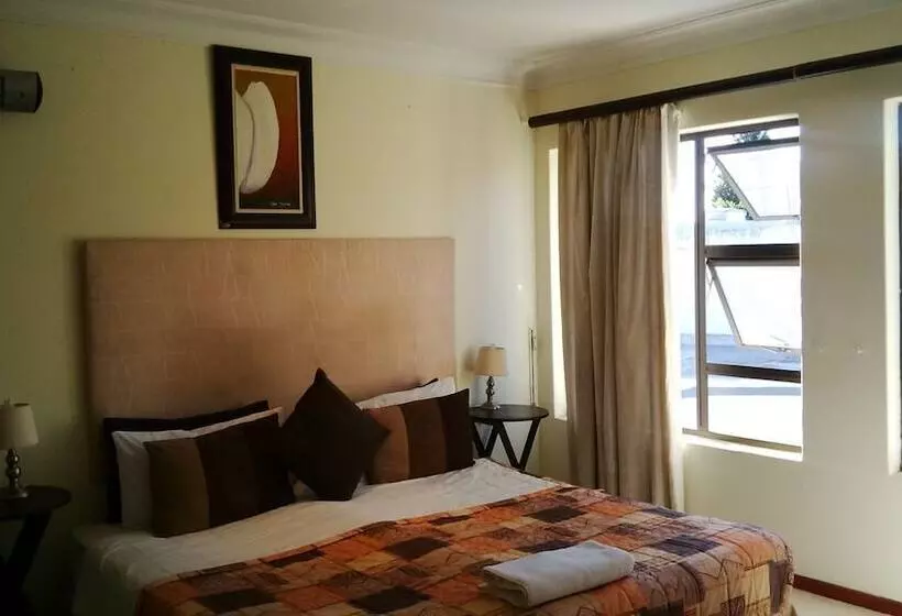 ペンション Noraclox Inn