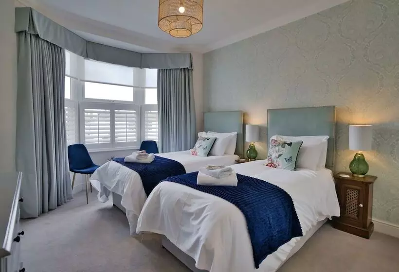 پانسیون Beaches Guest House