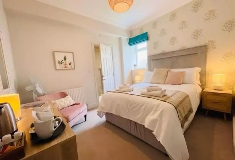 پانسیون Beaches Guest House