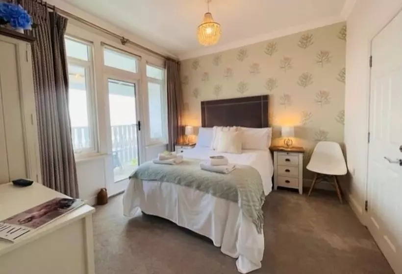 پانسیون Beaches Guest House