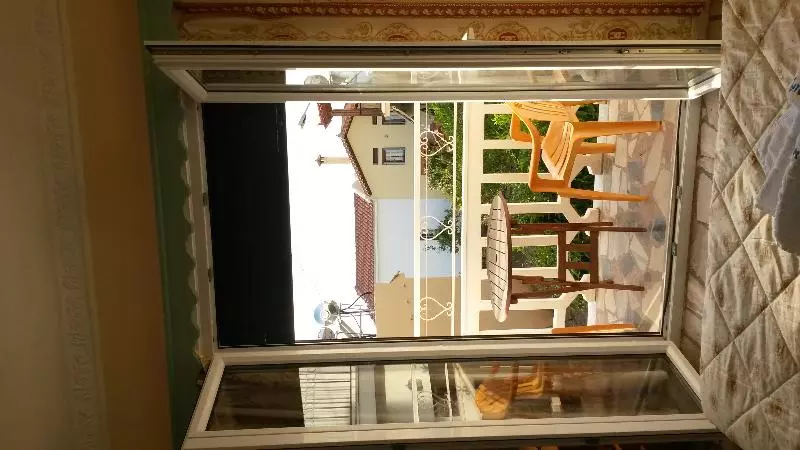 Green Hill Studios & Apartments