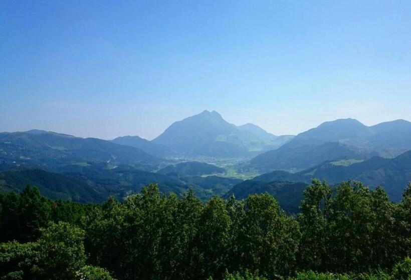 Yufuin Onsen Hinoharu Ryokan