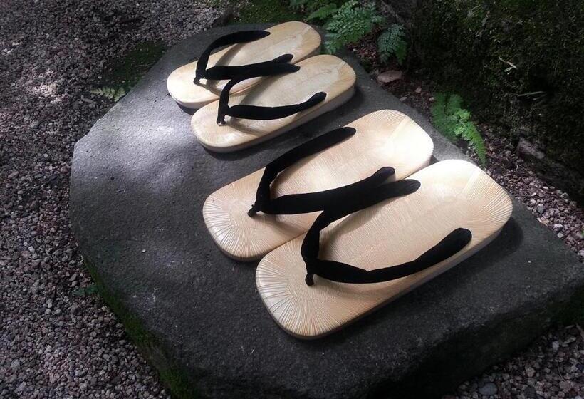 Yufuin Onsen Hinoharu Ryokan