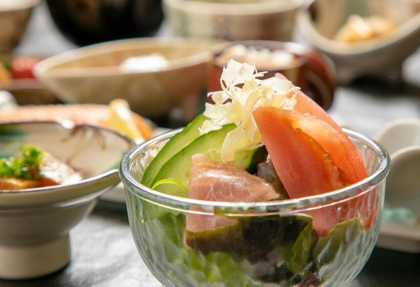 Yufuin Onsen Hinoharu Ryokan