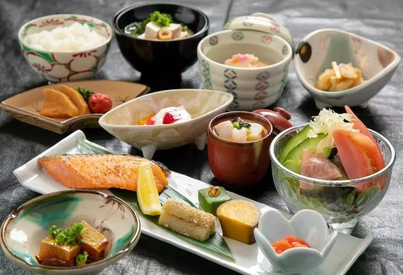 Yufuin Onsen Hinoharu Ryokan