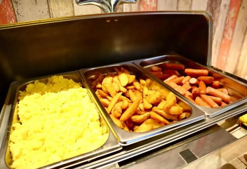 Отель Armenian Street Heritage