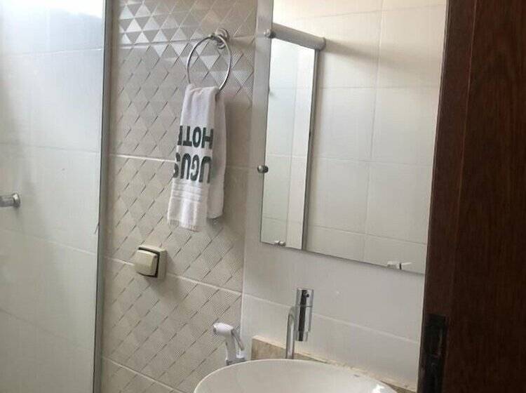 هتل Augusto Palace