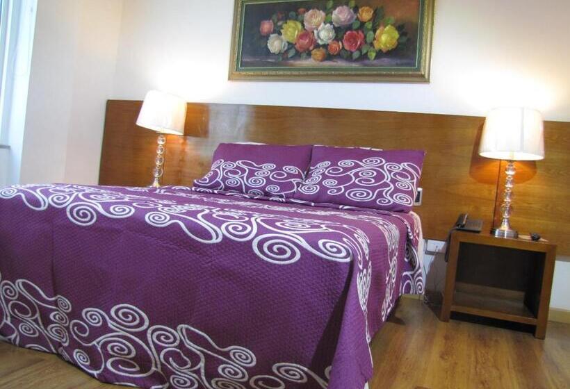 בית מלון כפרי Casa Mahanaim Colferias, Bogotá