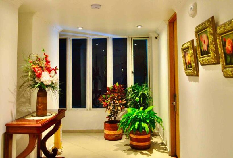 בית מלון כפרי Casa Mahanaim Colferias, Bogotá