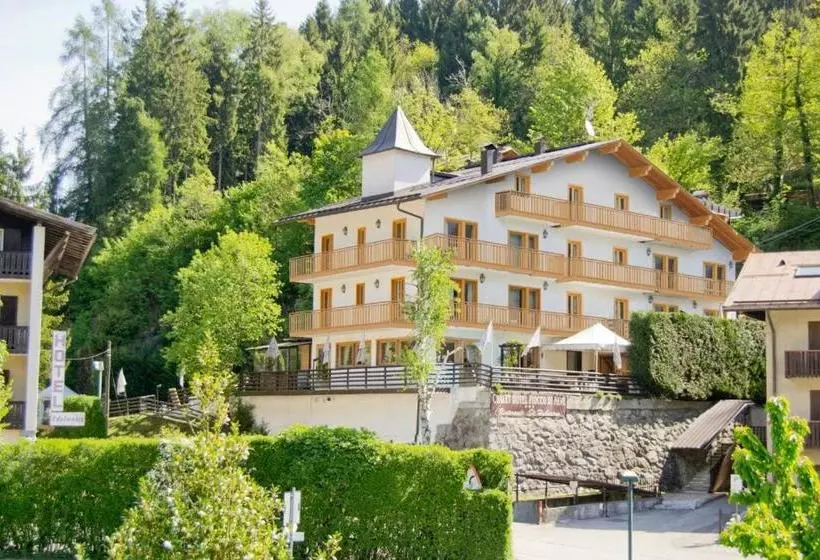 ホテル Chalet Fiocco Di Neve