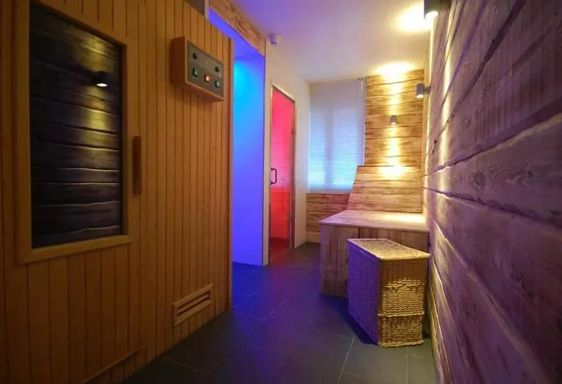 ホテル Chalet Fiocco Di Neve