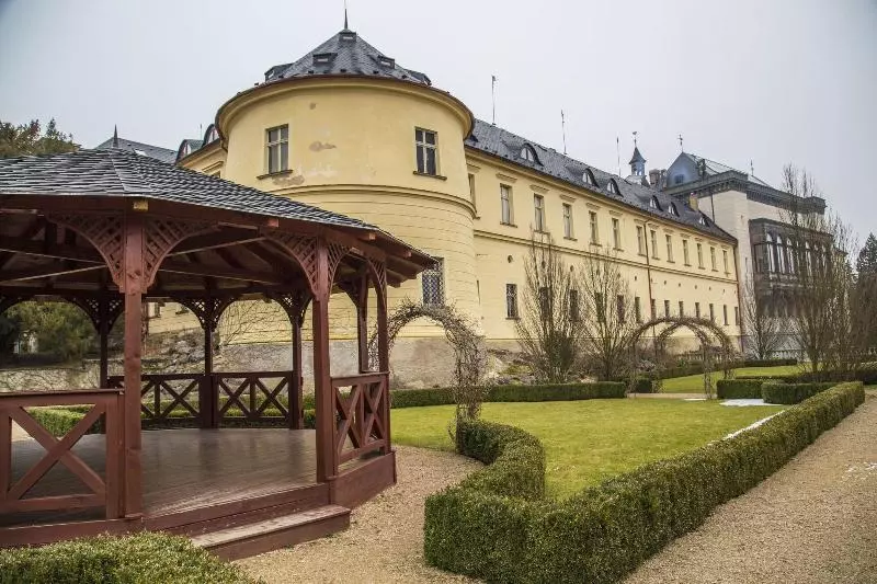 ホテル Chateau Zbiroh