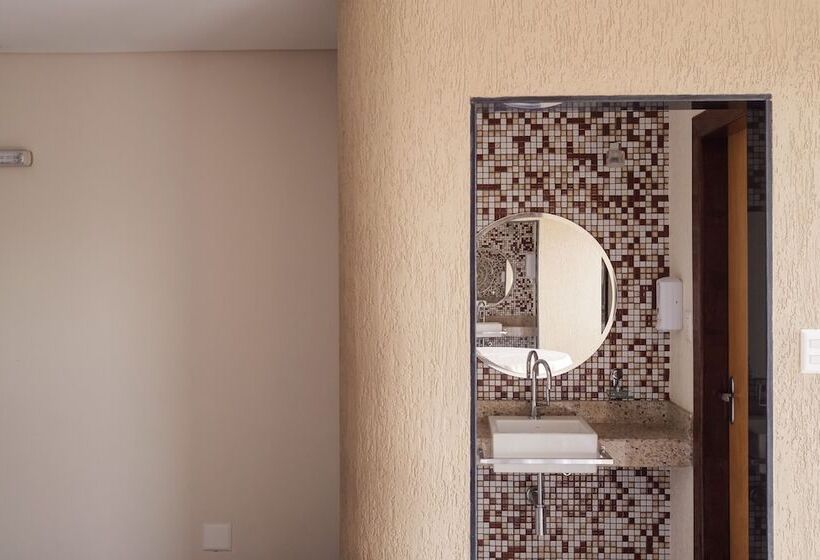 酒店 Ibituruna Center