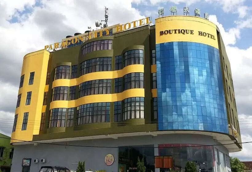 בית מלון כפרי Paragon City