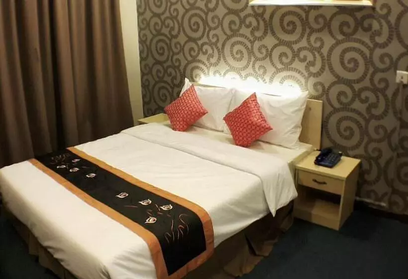 בית מלון כפרי Paragon City