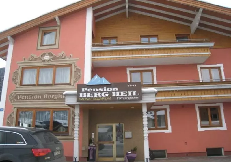 هتل Pension Bergheil