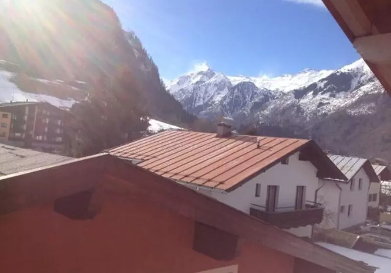 هتل Pension Bergheil