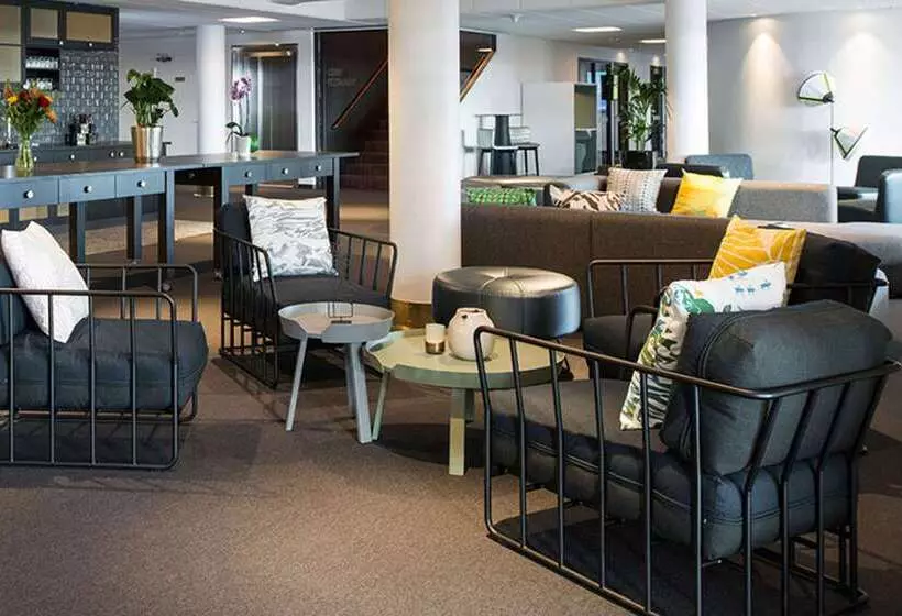 בית מלון כפרי Frösö Park