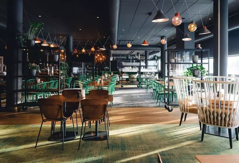 בית מלון כפרי Frösö Park