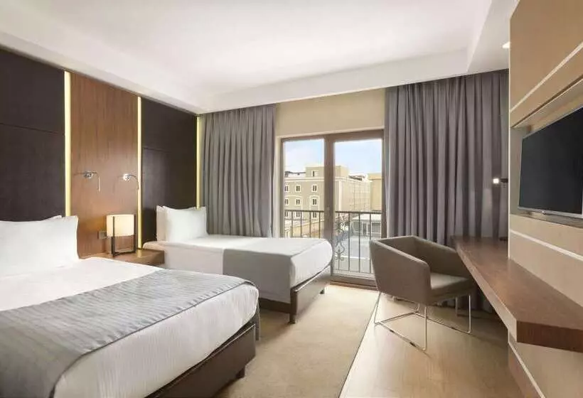 Hôtel Ramada By Wyndham Istanbul Florya