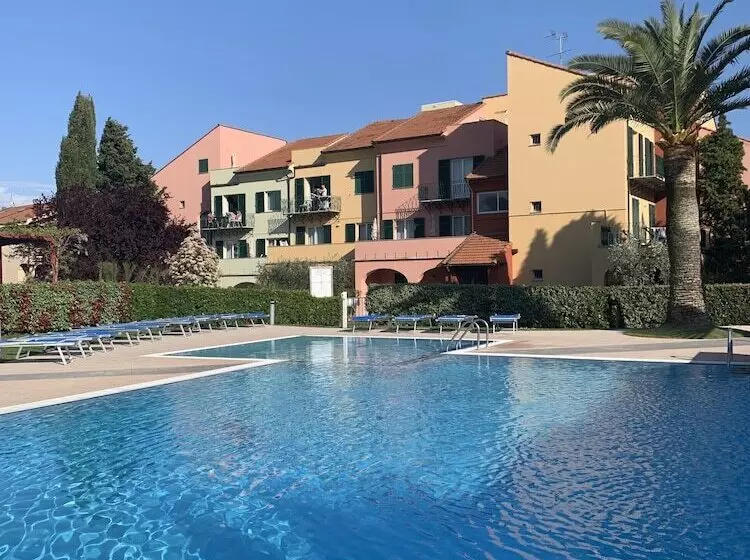هتل Residence I Cormorani