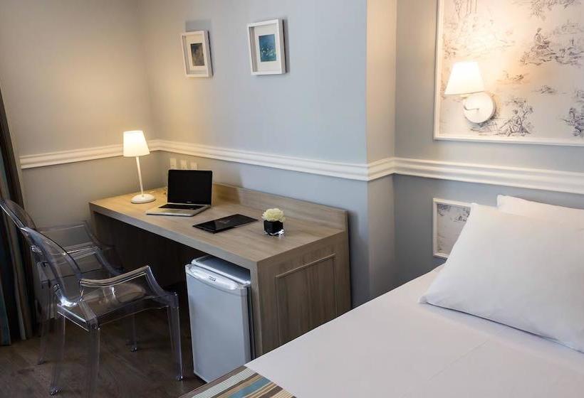 فندق Saint Louis