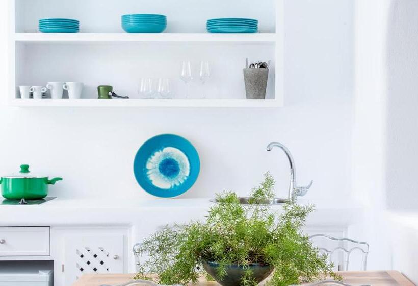 هتل Skyfall Suites Adults Only