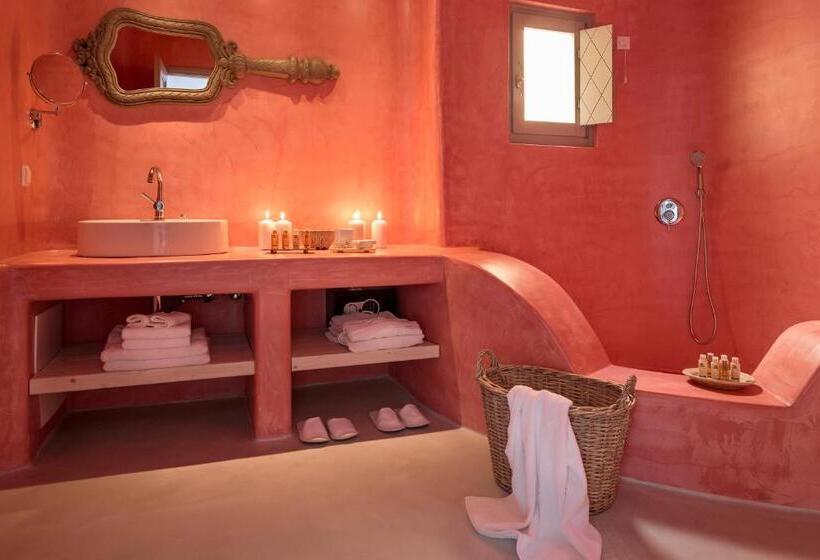 هتل Skyfall Suites Adults Only