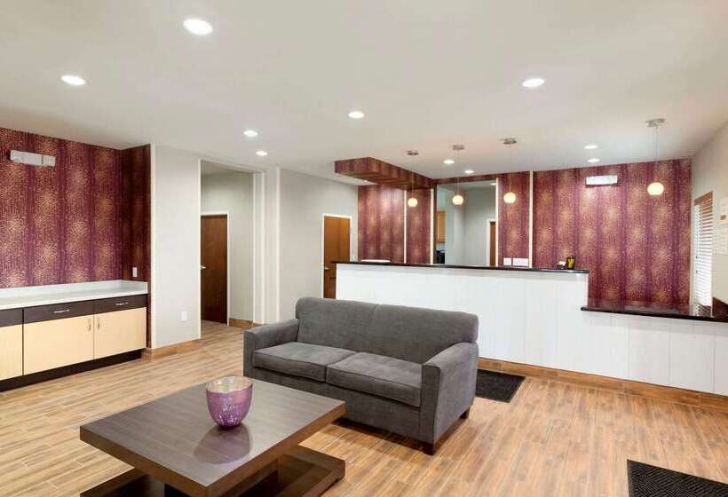 ホテル Super 8 By Wyndham Carrizo Springs