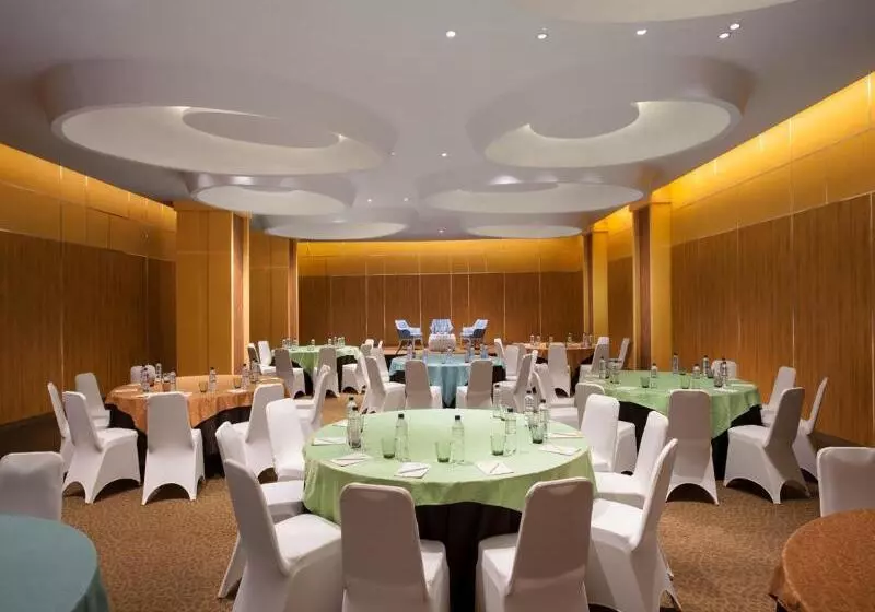 The Southern Hotel Surabaya Formerly Ibis Styles Surabaya Jemursari