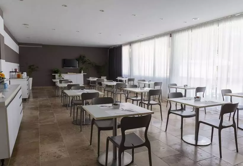 호텔 The Florence Hills Resort & Wellness