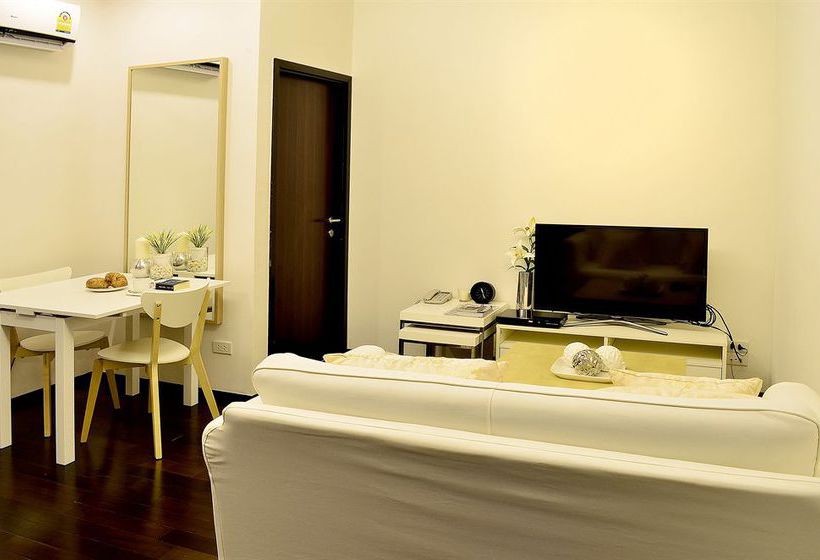 בית מלון כפרי The Title East Wing By Trips Phuket