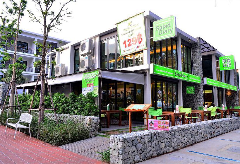 בית מלון כפרי The Title East Wing By Trips Phuket